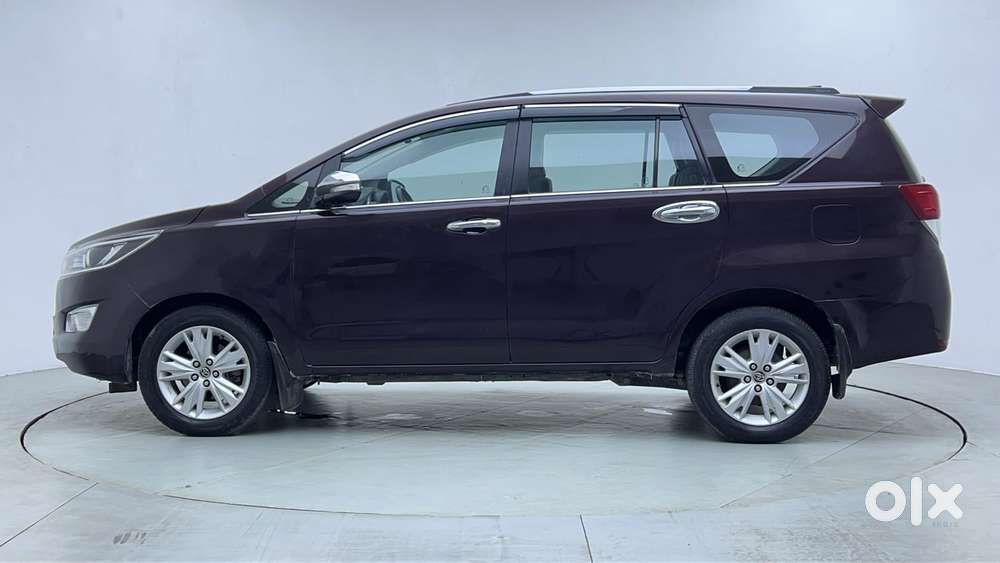 Toyota Innova Crysta 2.7 Zx At, 2016, Petrol