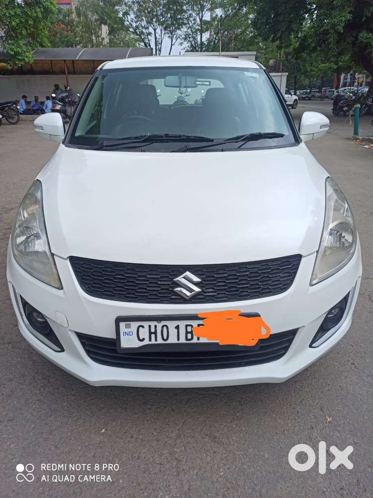Maruti Suzuki Swift Vxi + Manual, 2015, Petrol