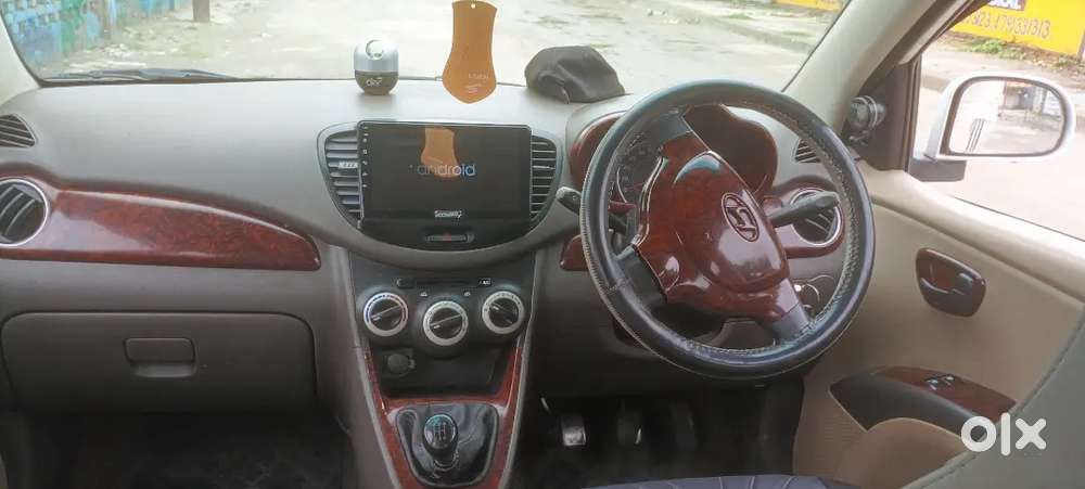 Hyundai I10 Gls Petrol 2012