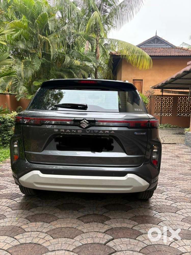 Maruti Suzuki Grand Vitara 2023 Alpha Manual Smart Hybrid
