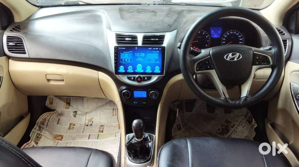 Hyundai Verna Fluidic 1.6 Vtvt Sx, 2012, Petrol
