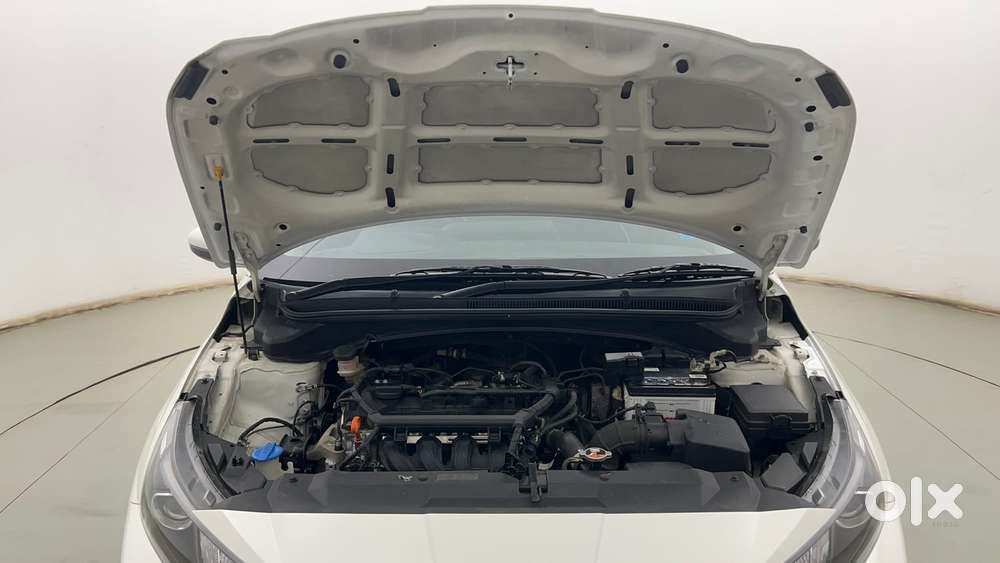 Hyundai New I20 1.2 Asta (o) Mt, 2022, Petrol