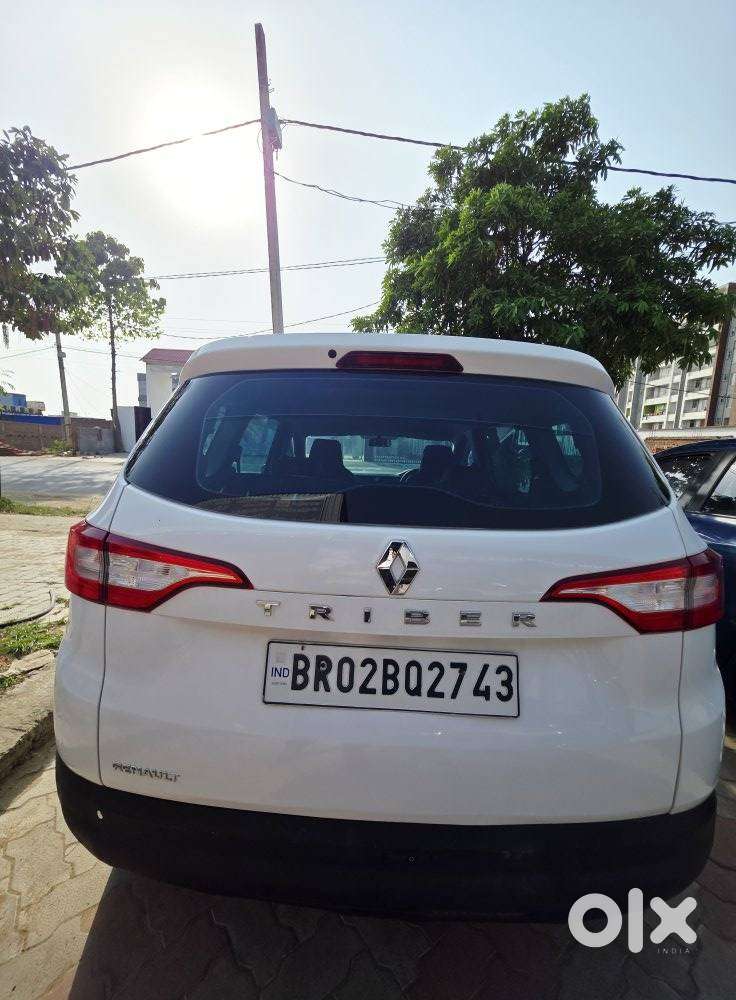 Renault Triber Rxt, 2024, Petrol