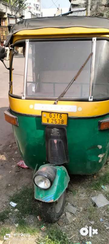 Bajaj 4 stroke online auto