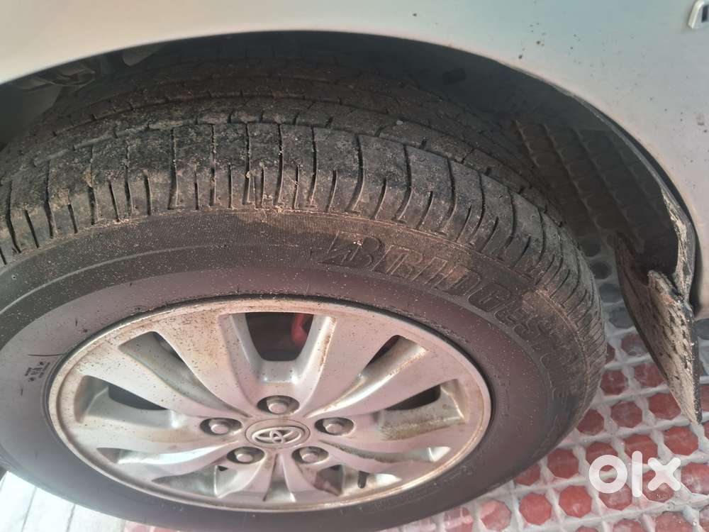 Toyota Innova 2.5 V Diesel 7-seater, 2010, Diesel