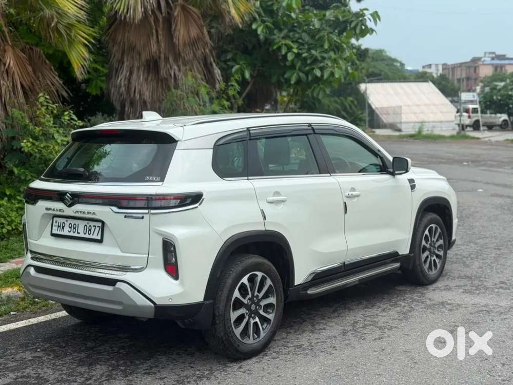 Maruti Suzuki Grand Vitara 1.5 Delta Smart Hybrid At, 2024, Petrol