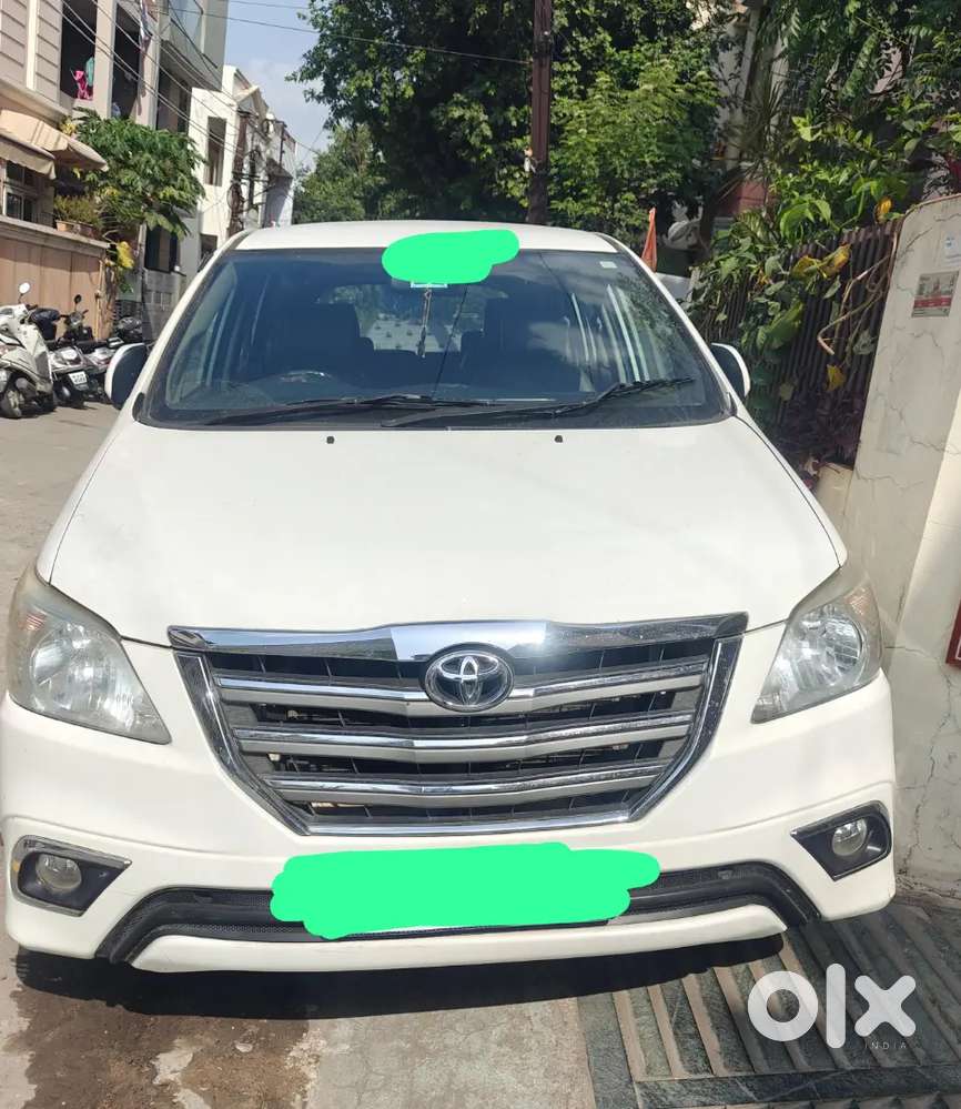 Toyota Innova 2015 Diesel Well Maintained
