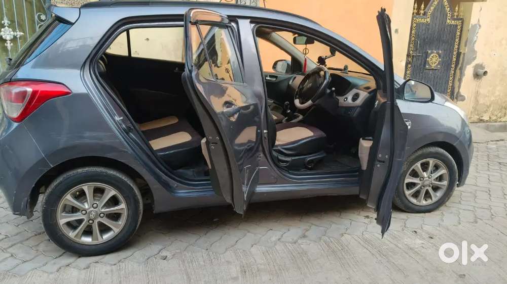 Hyundai Grand I10 2015 Diesel 125000 Km Driven