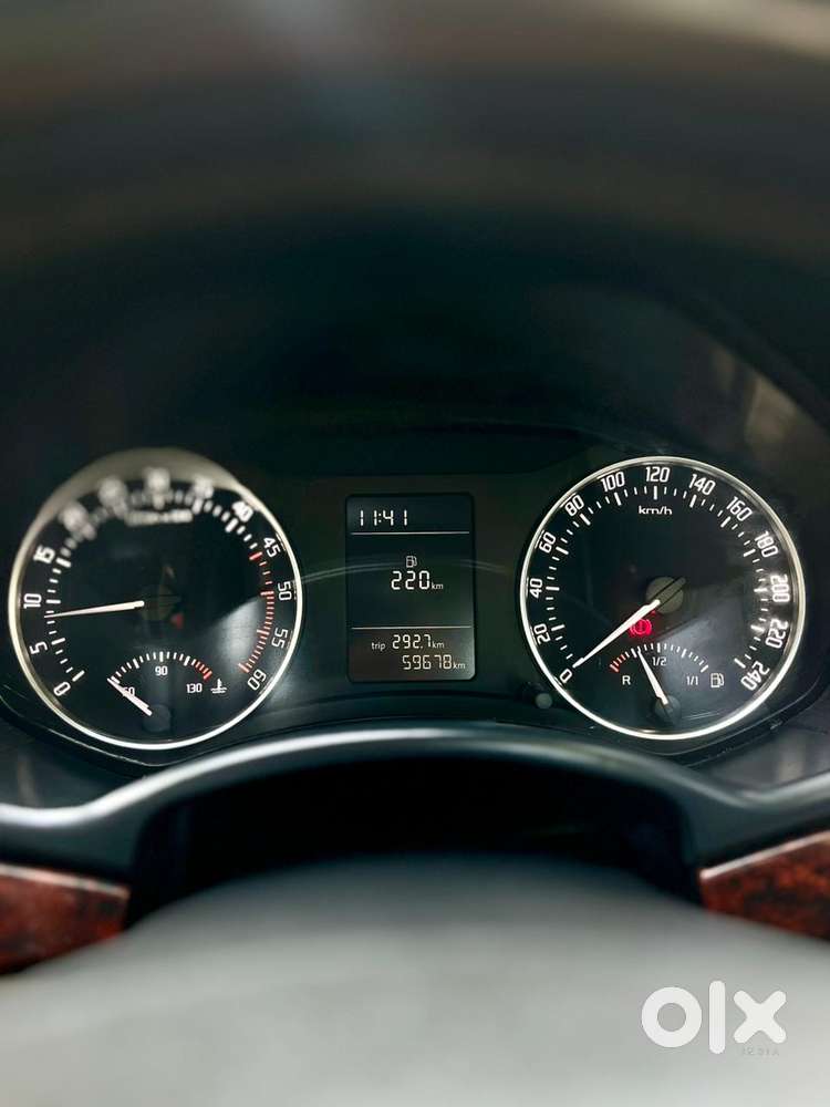 Skoda Laura Elegance 2.0 Tdi Cr Mt, 2010, Diesel