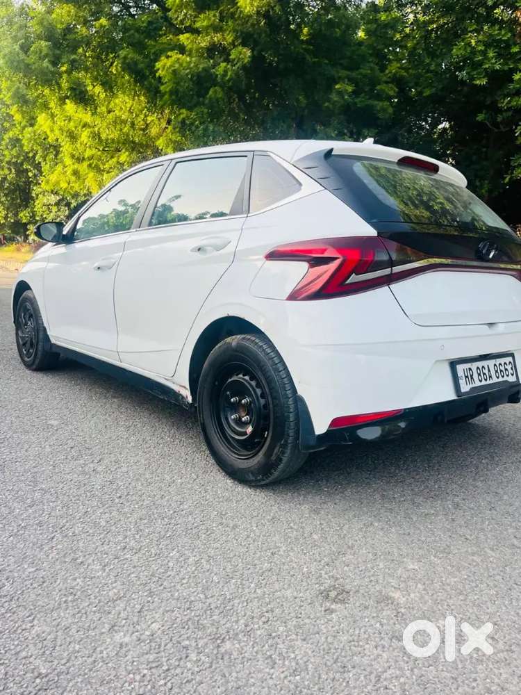 Hyundai New I20 2022 Petrol 90000 Km Driven
