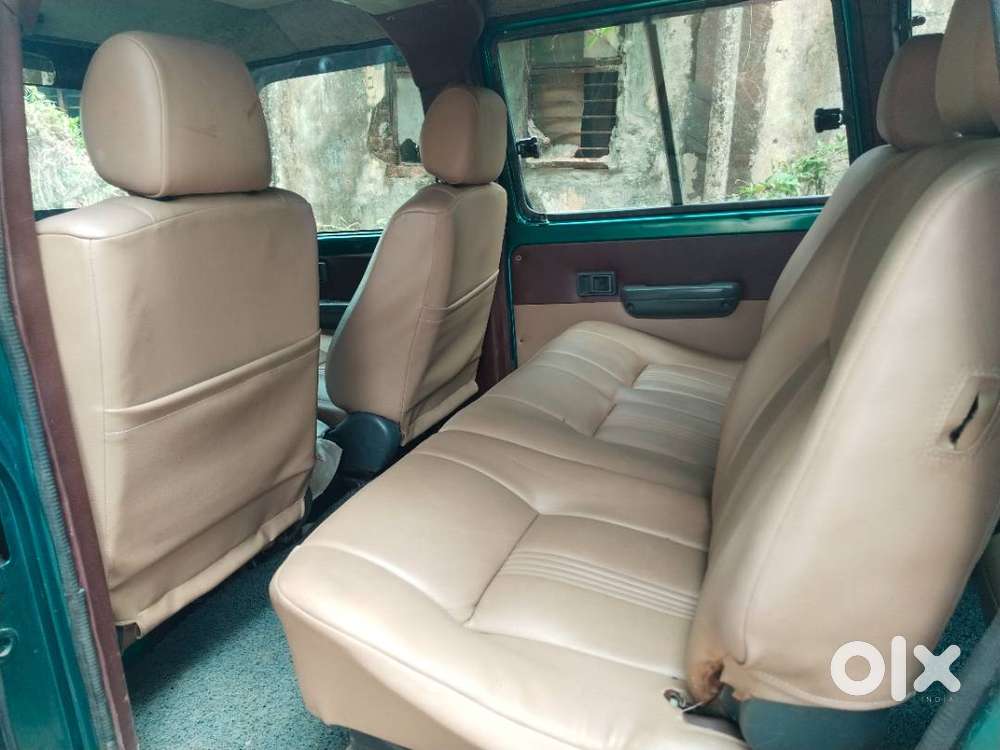 Toyota Qualis, Alloy Wheel, Green Colour, Power Steering