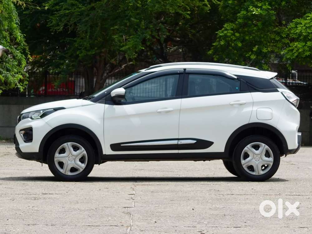 Tata Nexon 1.2 Revotron Xm (s), 2022, Petrol