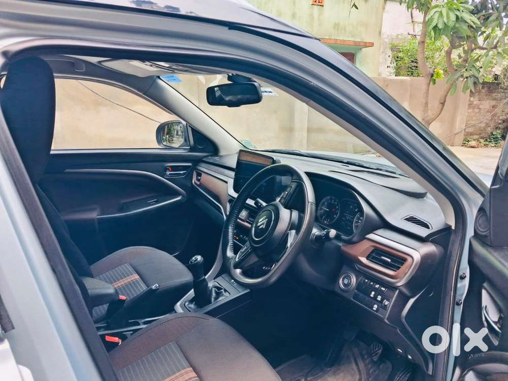 Maruti Brezza Petrol 2024