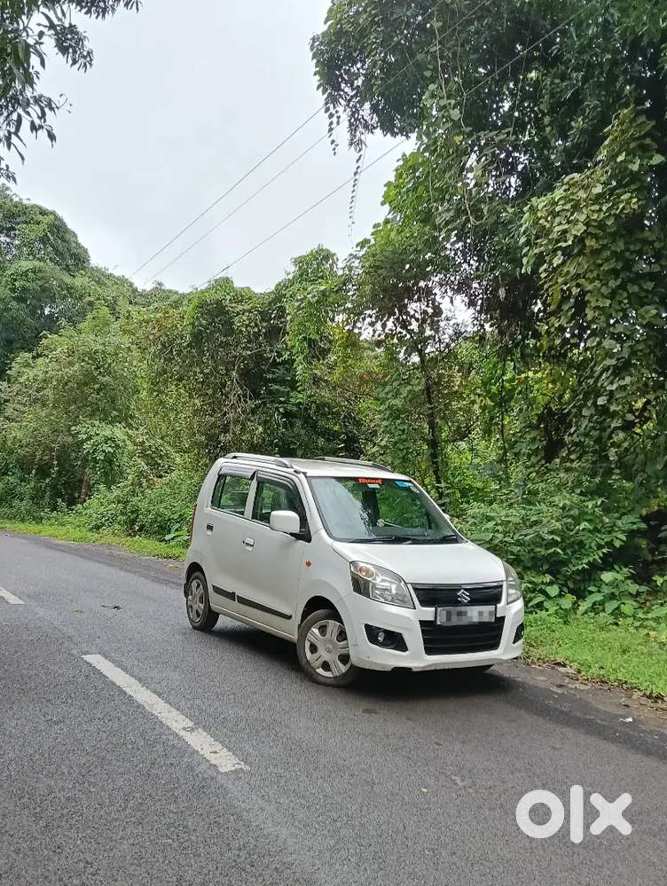 Maruti Suzuki Wagon R Lxi, 2014 Model