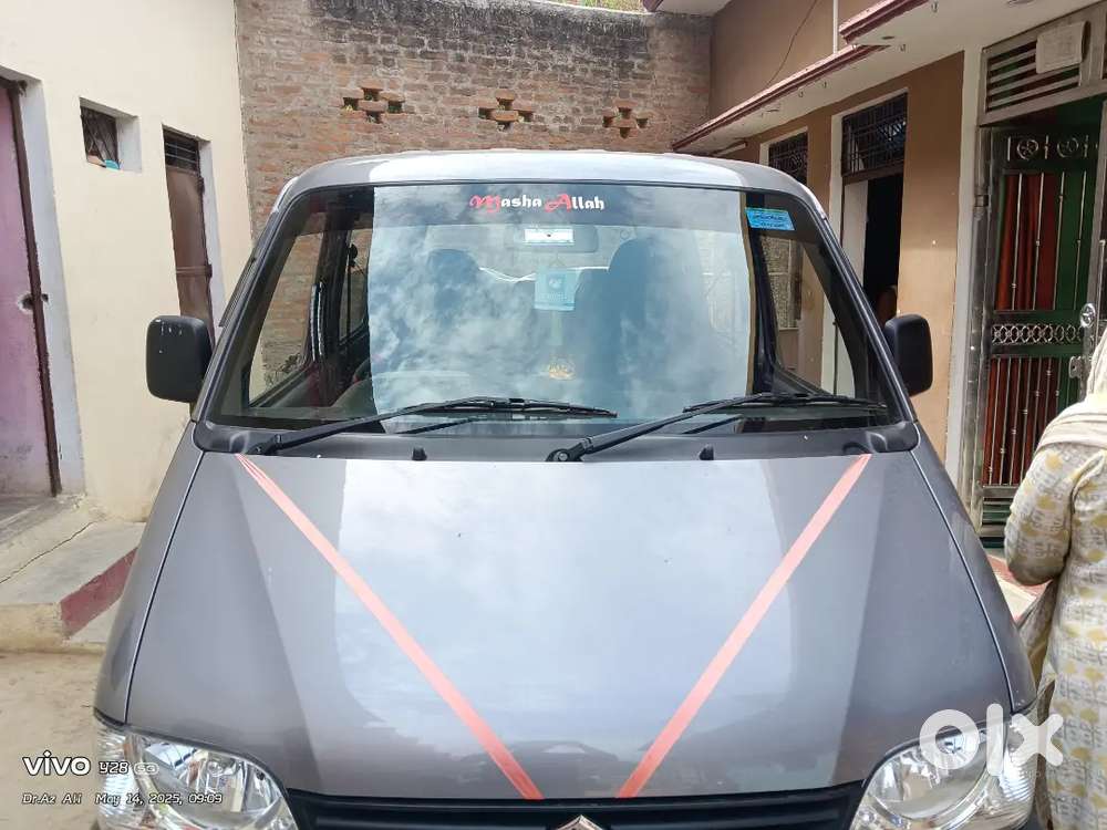 Dusri New Car Lena Hai