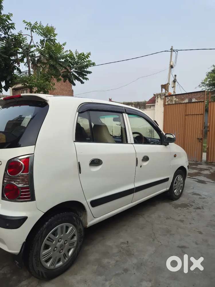 Hyundai Santro Le Zip 2010