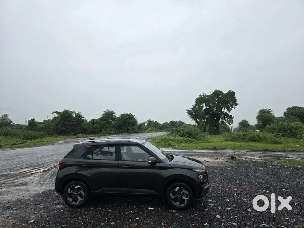 Hyundai Venue Petrol Mt 2021 Variant Sx