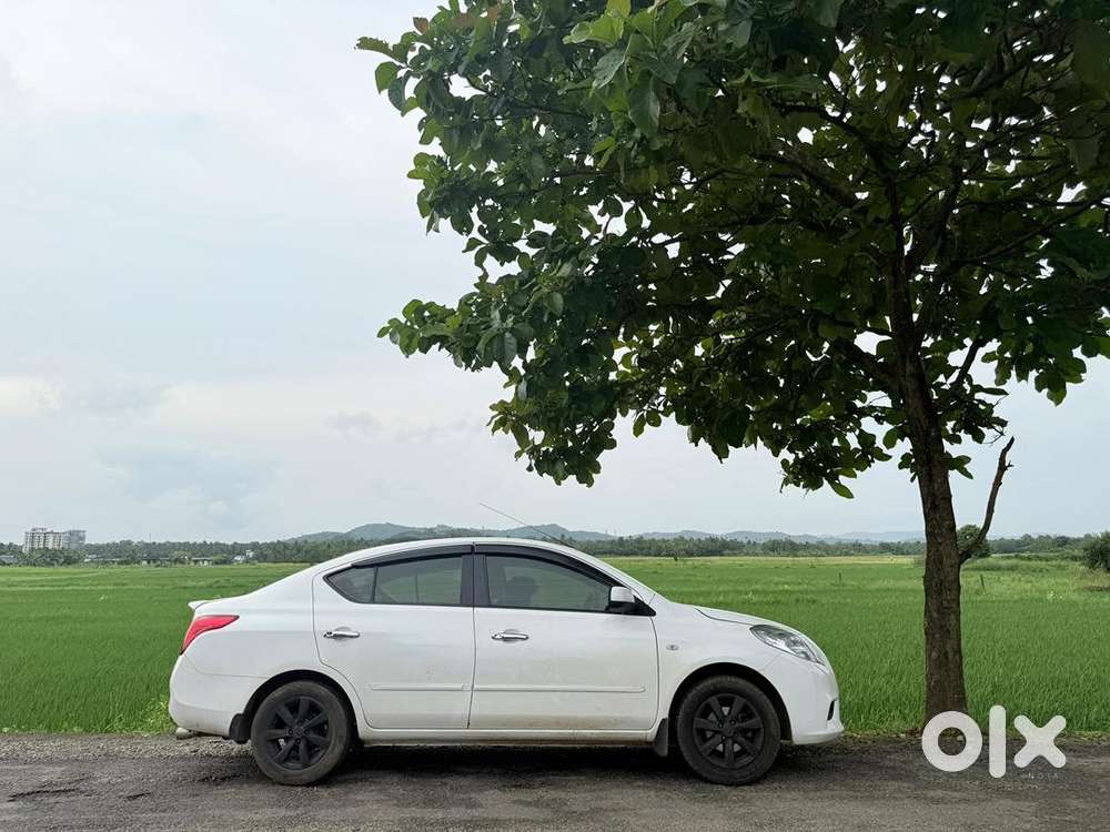 Nissan Sunny 2014 Diesel Good Condition