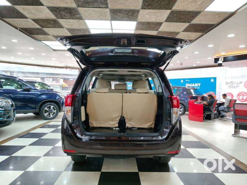 Toyota Innova Crysta 2.4 V, 2017, Diesel