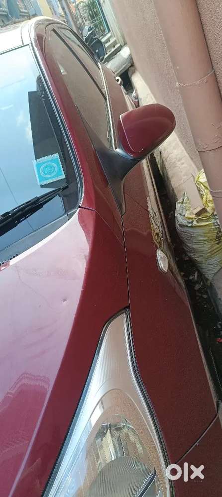 Hyundai I10 2015 It's In V Good Condition Company Maintenance