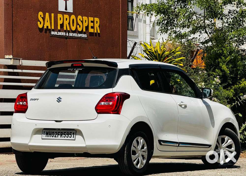 Maruti Suzuki Swift Vxi Optional, 2022, Petrol
