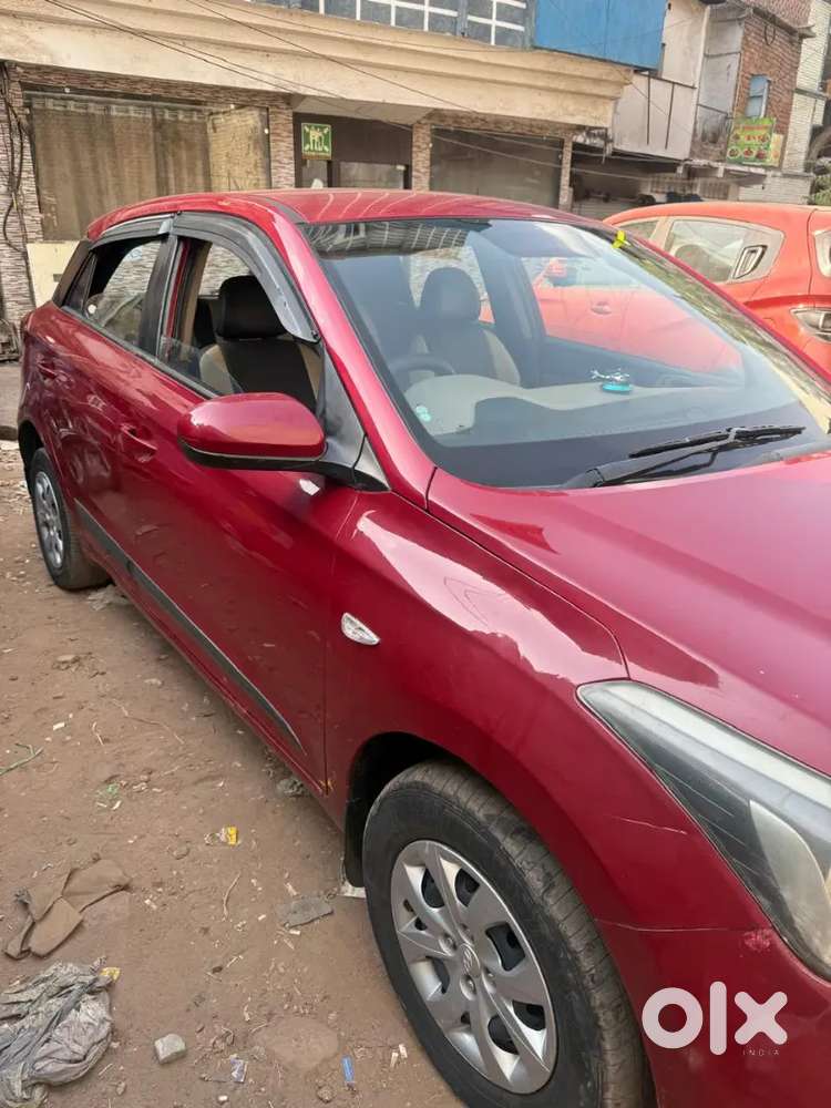 Hyundai Elite I20 2015 Diesel 82000 Km Driven