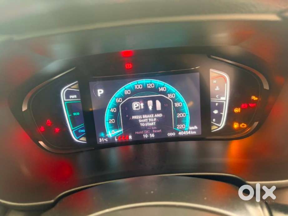 Toyota Urban Cruiser 1.5 Mid Grade At, 2024, Petrol