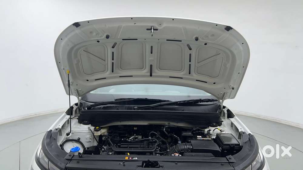Hyundai Venue [2022-ongoing] 1.2 S, 2025, Petrol