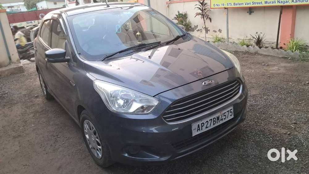 Ford Figo 2012-2015 Petrol Titanium, 2016, Petrol