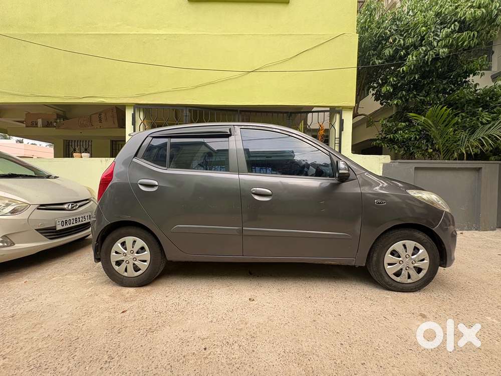 Hyundai I10 Sportz 2011