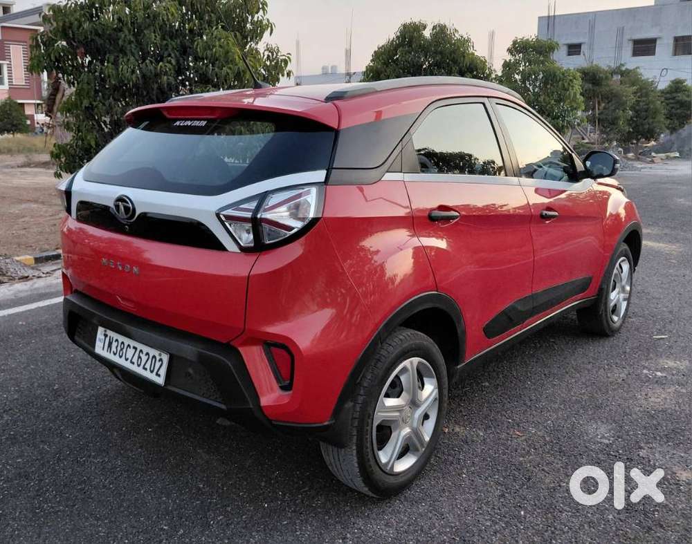 Tata Nexon 1.2 Revotron Xm (s), 2021, Petrol