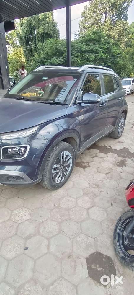 Hyundai Venue, 2021, Petrol