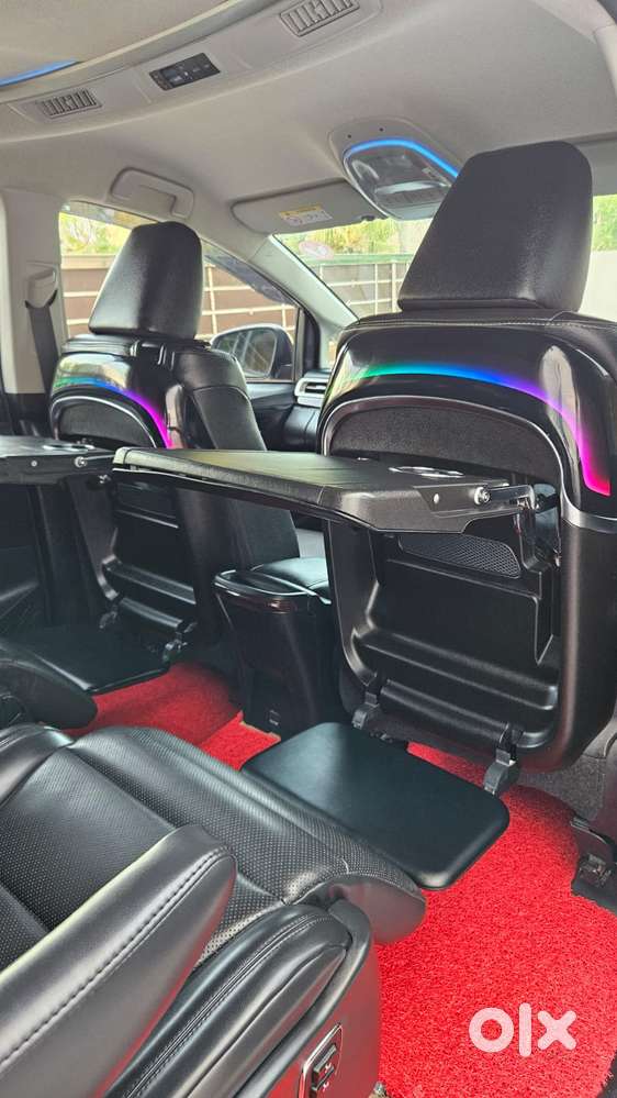 Toyota Innova Crysta 2.4 Z 7 Str, 2025, Diesel