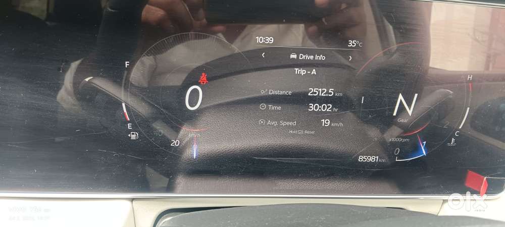 Mahindra Xuv700 Ax 3 Diesel Mt 7 Str (e), 2023, Diesel