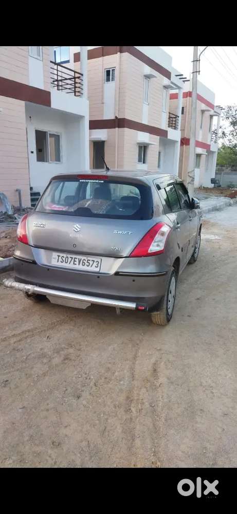 Maruti Swift Vxi 2015