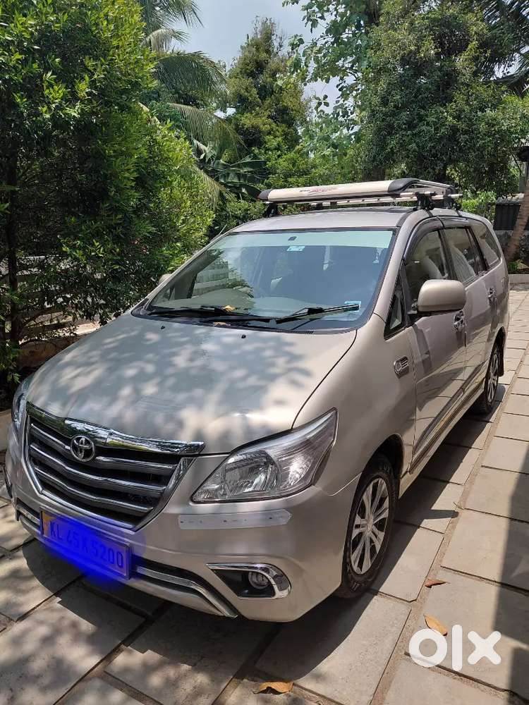 Toyota Innova 2014 Diesel Well Maintained
