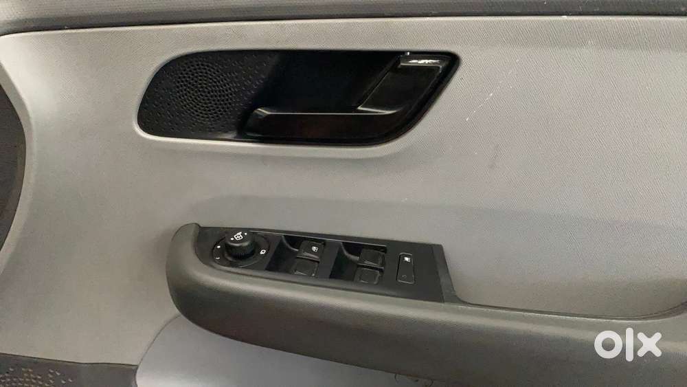 Tata Altroz 1.2 Xt, 2020, Petrol