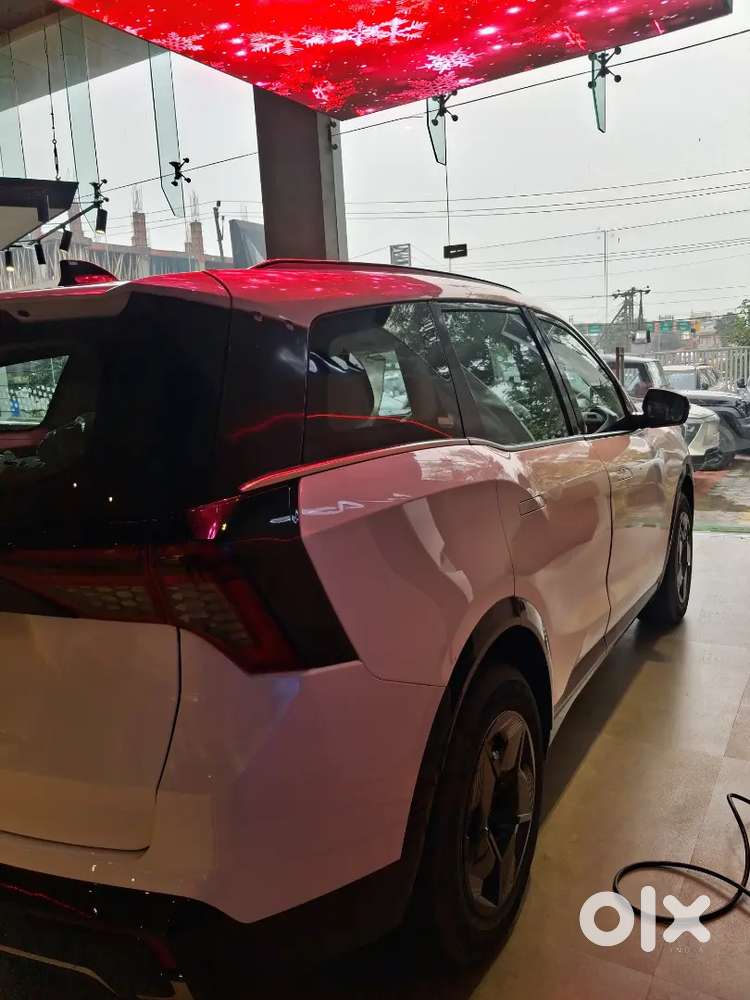 Mahindra Xev 9s 2026