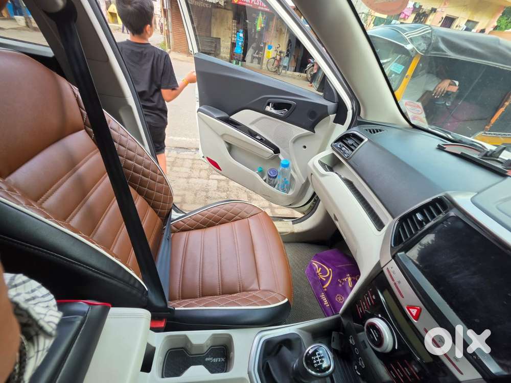 Mahindra Xuv300 Petrol 2023