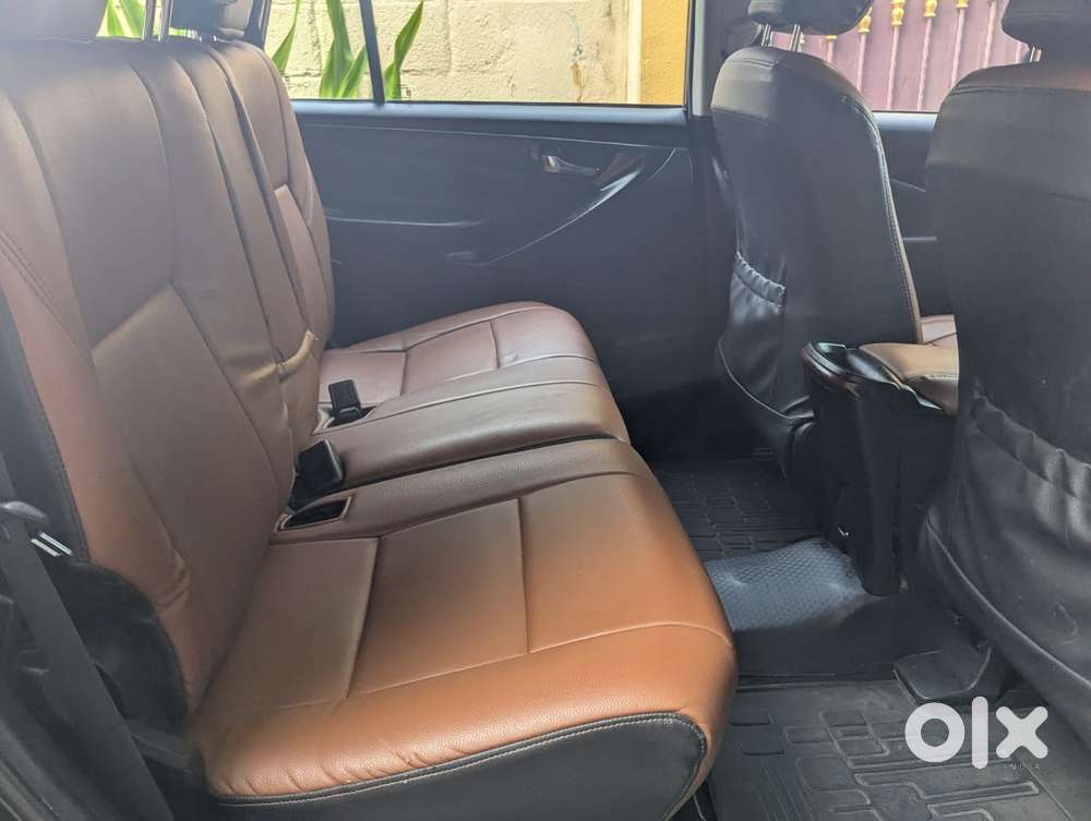 Toyota Innova Crysta 2.4 G Mt, 2022, Diesel