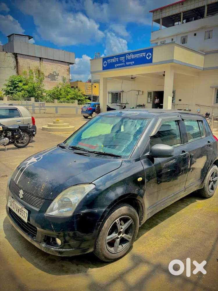 Maruti Suzuki Swift 2006 Petrol 136900 Km Driven