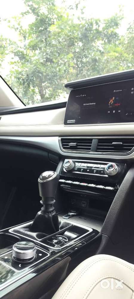 Mahindra Xuv700 2.2 Ax 7 Diesel Mt Luxury Pack Str, 2024, Diesel