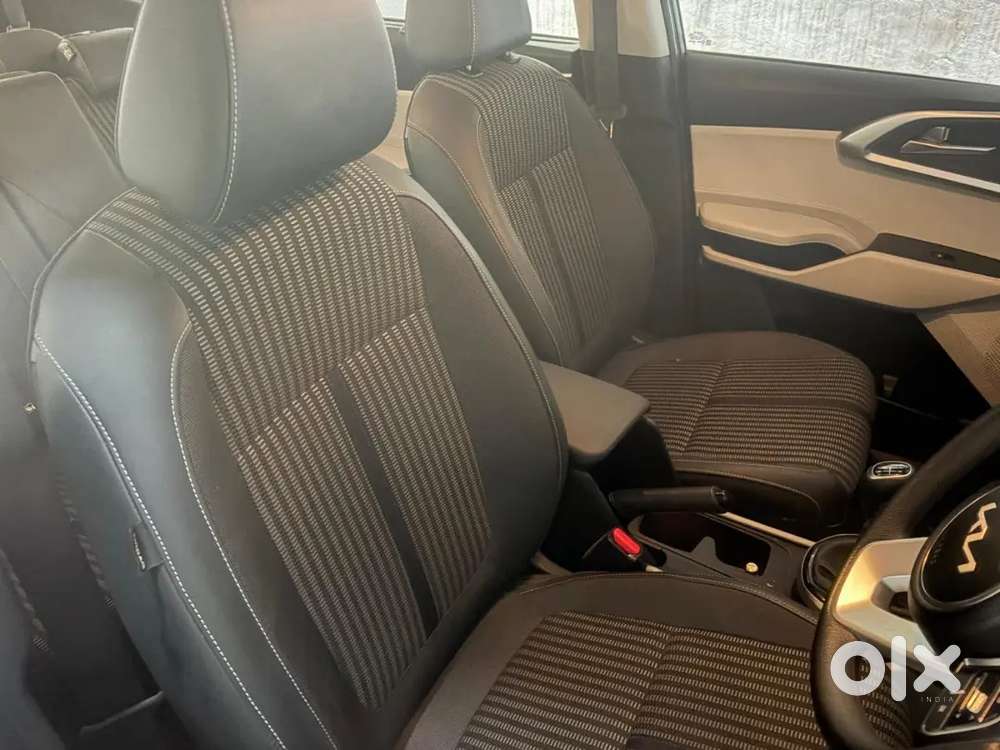 Kia Carens 1st Owner Less Driven