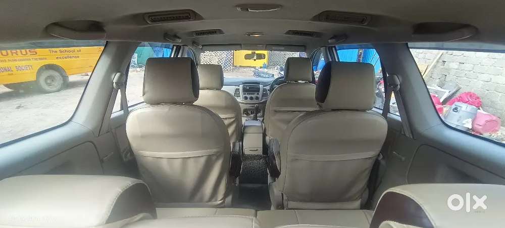 Toyota Innova 2013 Diesel 240000 Km Driven