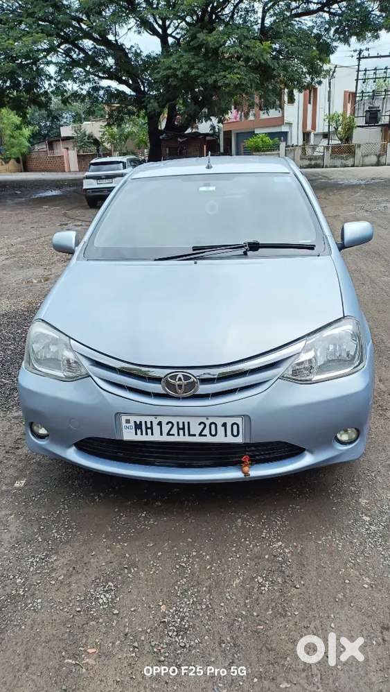 Toyota Etios 2011 Petrol 98000 Km Driven