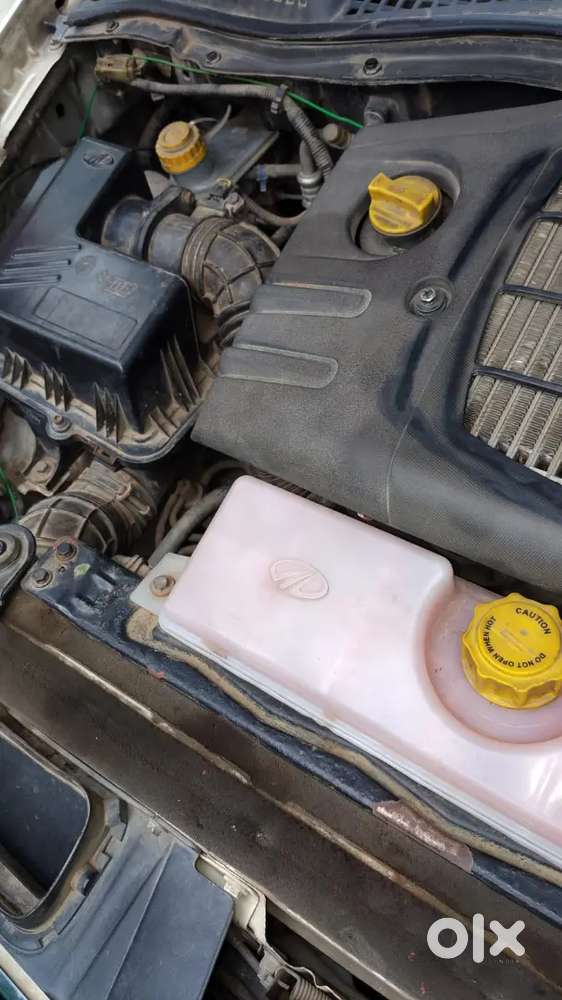 Mahindra Quanto 1.5 C8 2014 डीज़ल