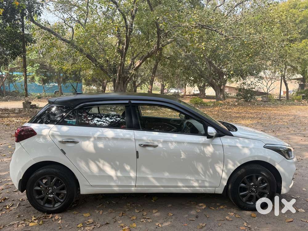 Hyundai I20 Asta 1.4 At Vtvt, 2018, Petrol