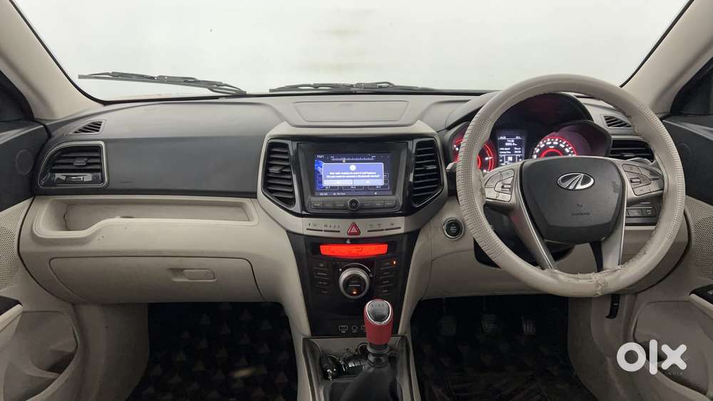 Mahindra Xuv300 W8 (o) 1.5 Diesel Amt Dual Tone, 2019, Diesel