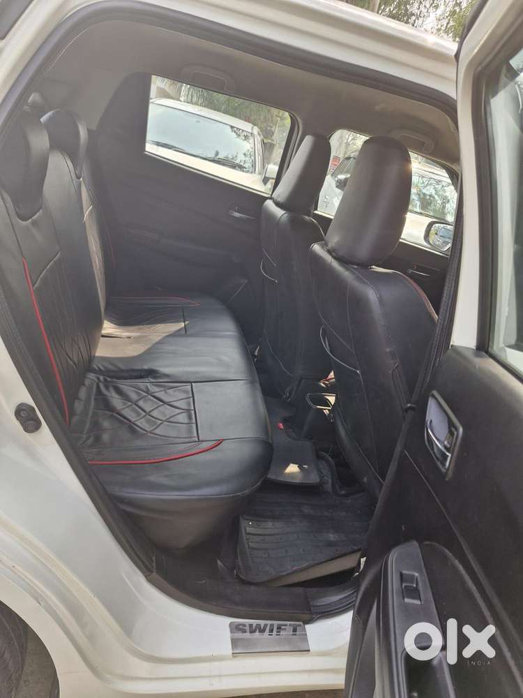 Maruti Suzuki Swift Vxi + Manual, 2024, Petrol
