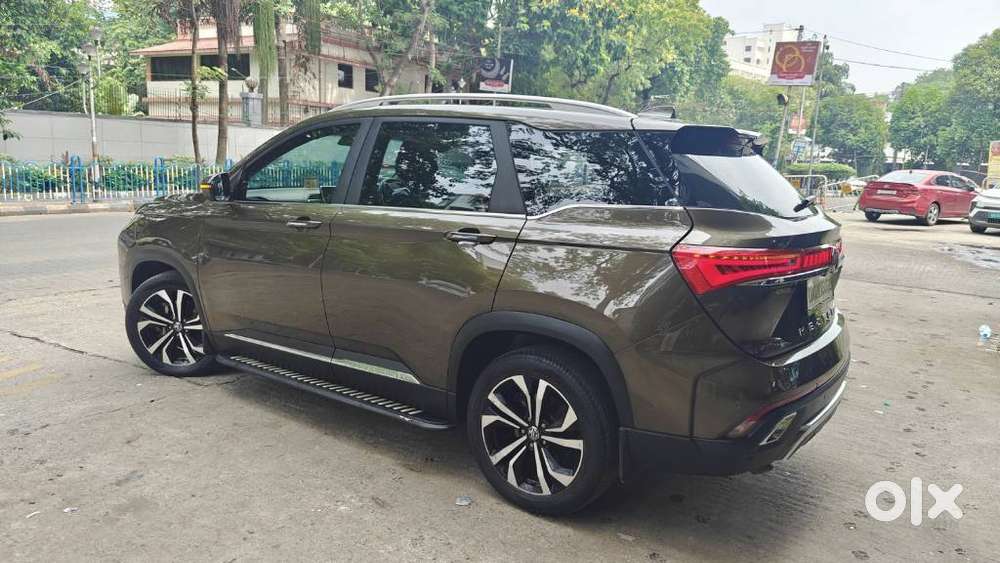 Mg Hector Plus Savvy Pro 1.5 Turbo Petrol Cvt 7 Str, 2024, Petrol